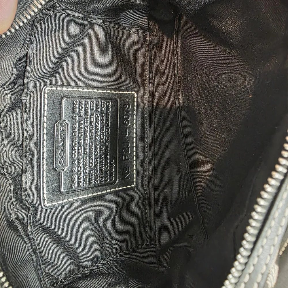 Coach Vintage Black Pochette Monogram Camera Bag - 2002 in Excellent Condition - Picture 9 of 9